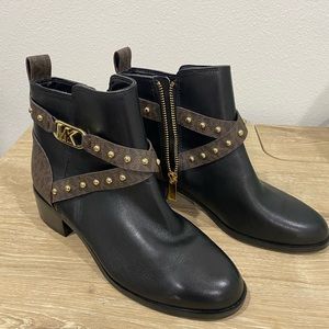 Michael Kors black leather boots